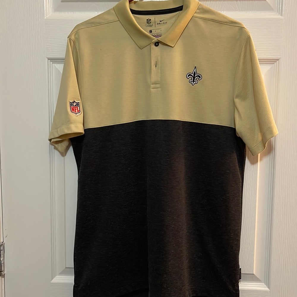 Mens large Nike dry fit brand new never worn